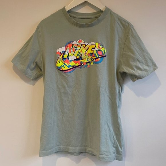 Nike Black Light T-Shirt - Picture 1 of 5
